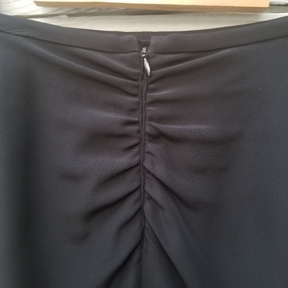 Armani Collezioni Black Ruched Knee Length Skirt - Picture 7 of 7
